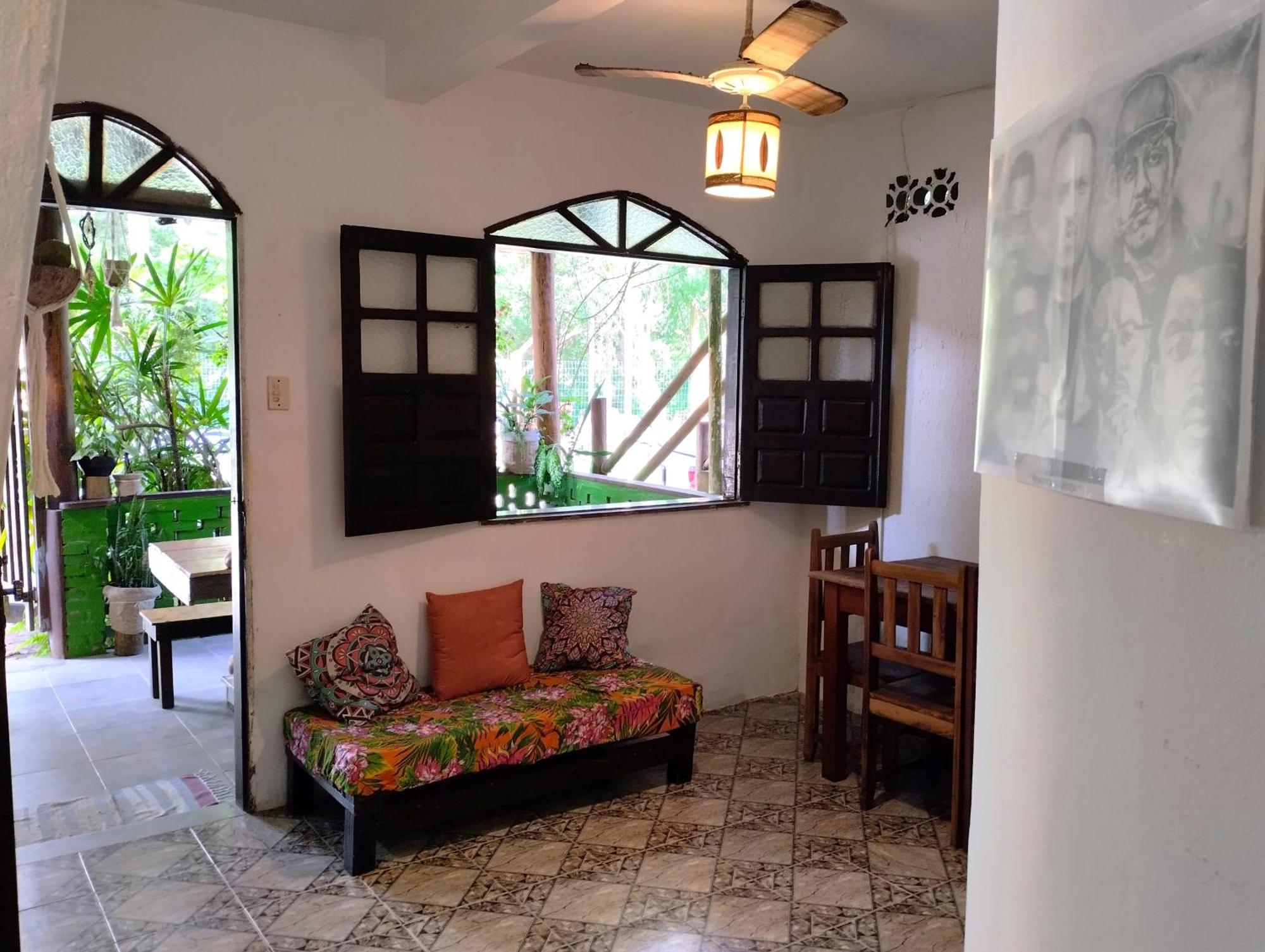 Jurema Hostel 伊塔卡雷 外观 照片